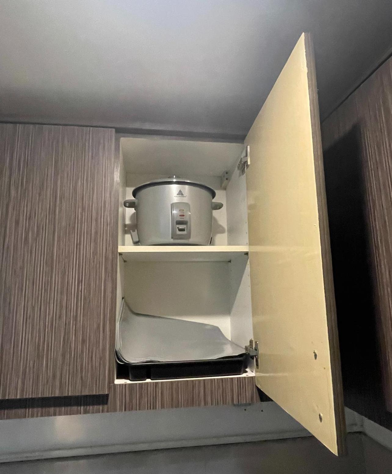 Spacious 1 Bedroom Unit Forbeswood Heights Taguig Dış mekan fotoğraf